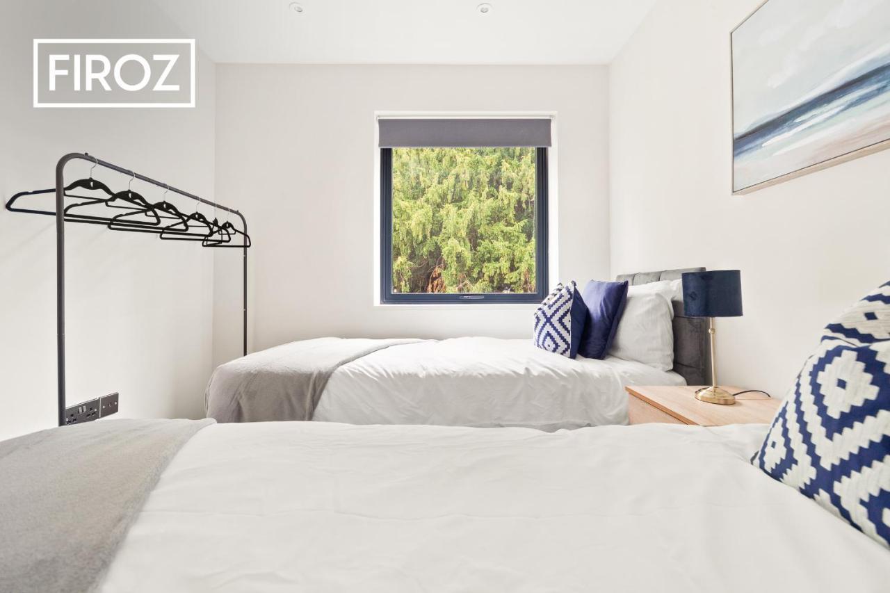 Spacious 4 Bedroom 3 Bath House For Families & Contractors With Free Parking, Fast Wi-Fi & Netflix By Firoz Property Management Leeds  Eksteriør billede